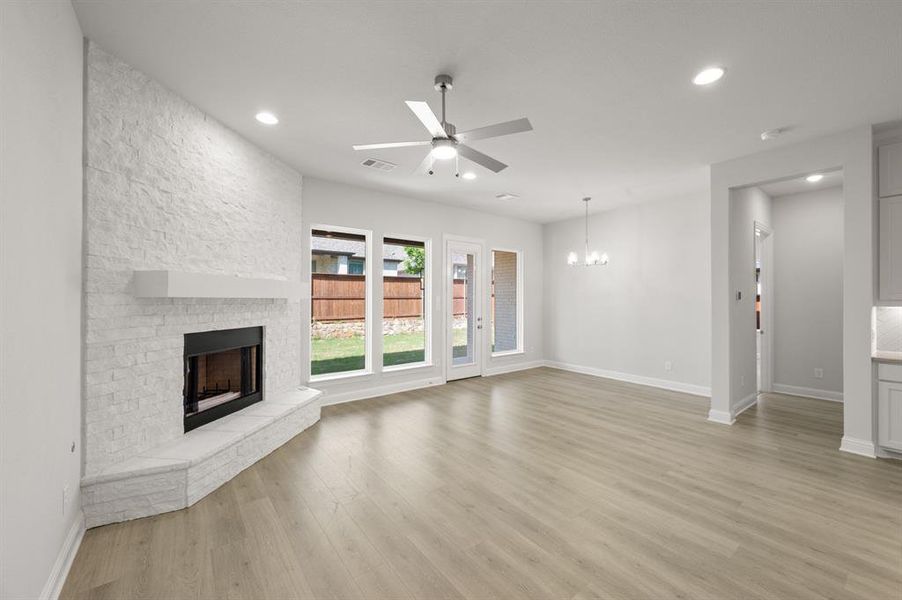 Spacious, unfurnished interior of a new home in BridgeWater - Phase 1, Midlothian (Image 21).