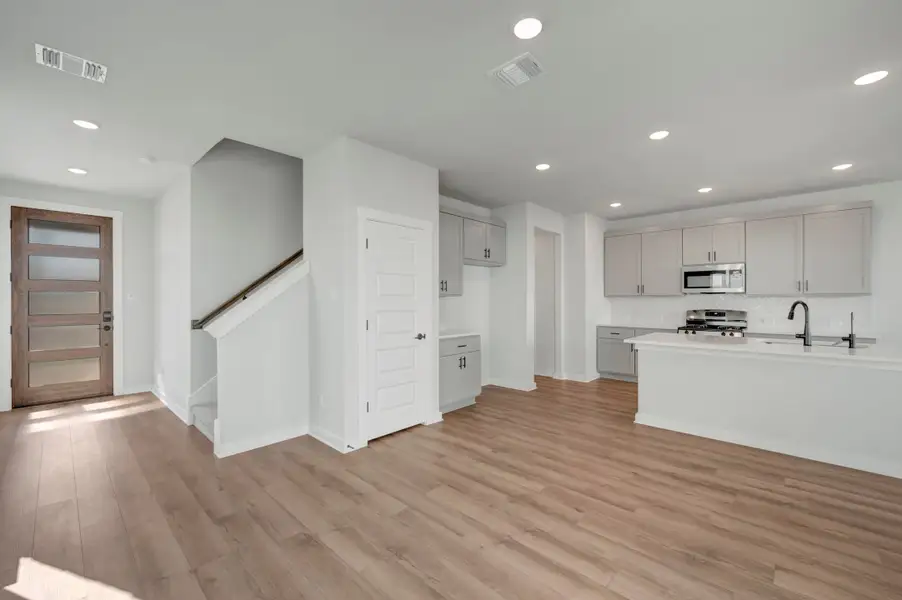 Spacious, unfurnished interior of a new home in Park Central, Georgetown (Image 23). Spacious, unfurnished interior of a new home in Park Central, Georgetown (Image 23).