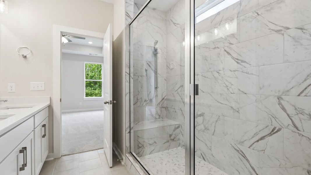 These are photos and plan layout may vary.  See Sales Consultants for details.