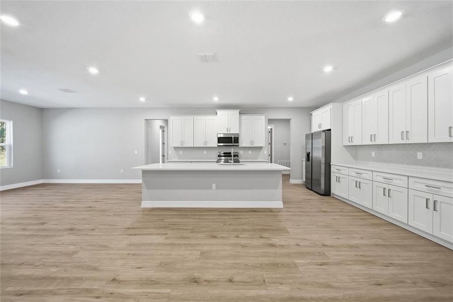 Furnished interior view inside a new home in , Hernando (Image 12).