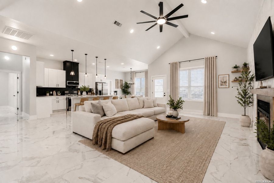 Furnished interior view inside a new home in , Atascosa (Image 19).