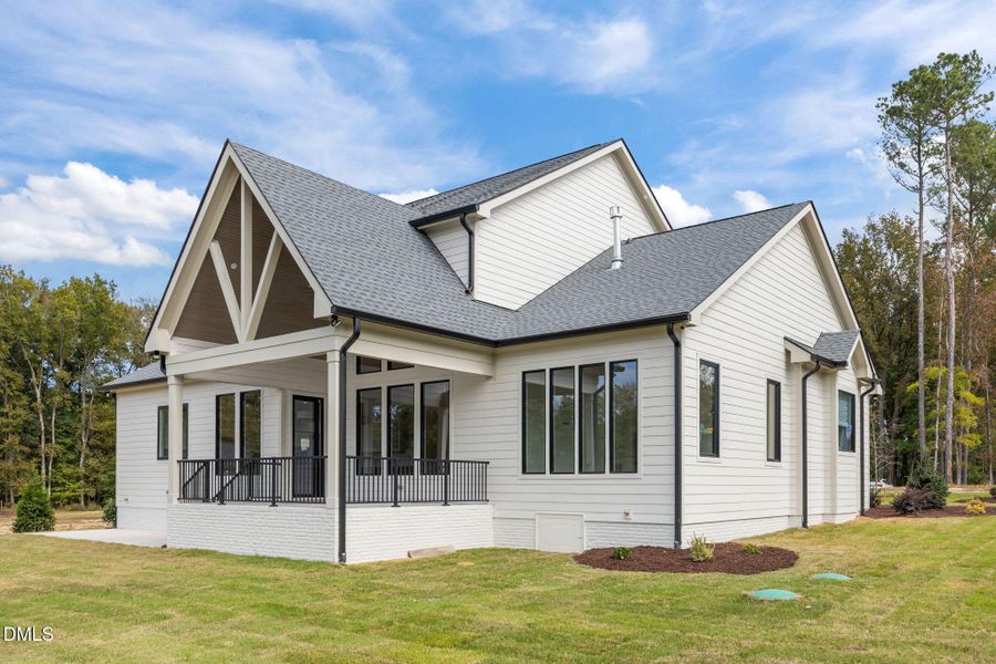 37-web-or-mls-IMG_3400 37-web-or-mls-IMG_3400