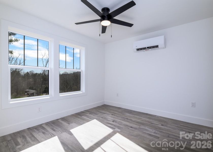 Spacious, unfurnished interior of a new home in , Candler (Image 11).