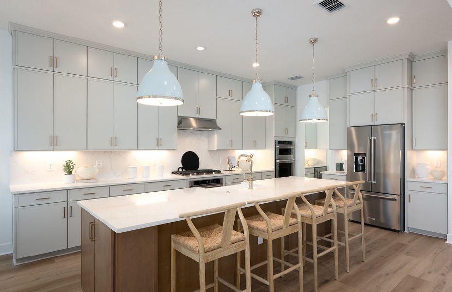 Representative furnished interior of a home built from the Roseland by Pulte Homes in Spencer Glen, Riverview (Image 31).