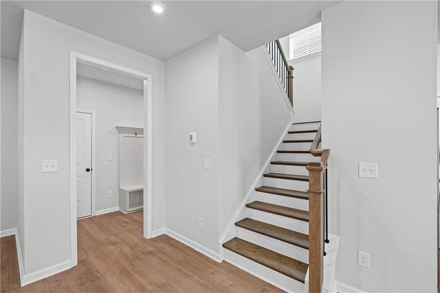 Spacious, unfurnished interior of a new home in Adler Springs, Powder Springs (Image 10).