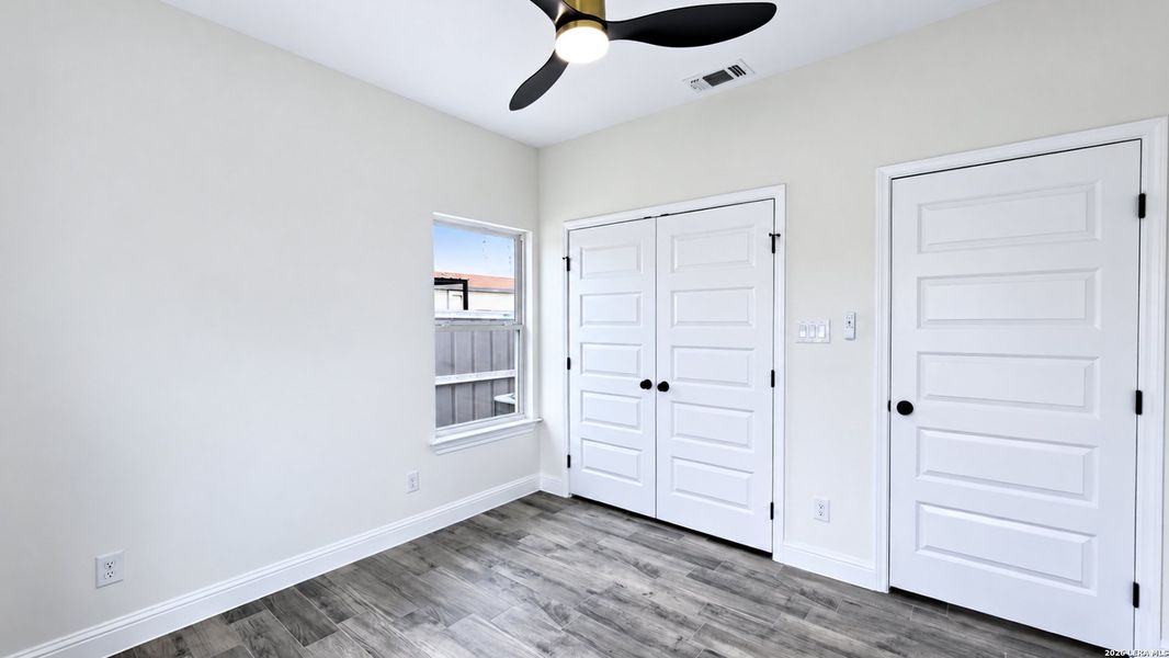 Spacious, unfurnished interior of a new home in , Eagle Pass (Image 32). Spacious, unfurnished interior of a new home in , Eagle Pass (Image 32).