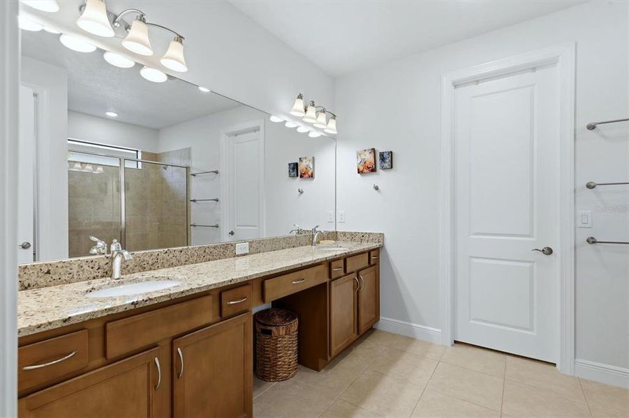 Furnished interior view inside a new home in , Bradenton (Image 26).