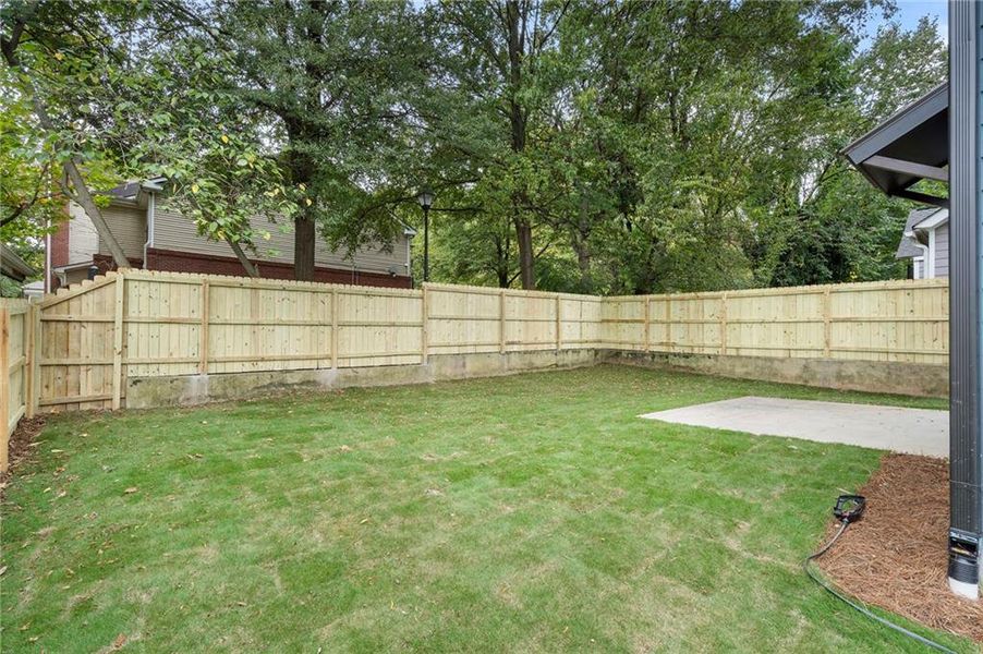 Exterior details and patio area of a home in , Atlanta (Image 25).
