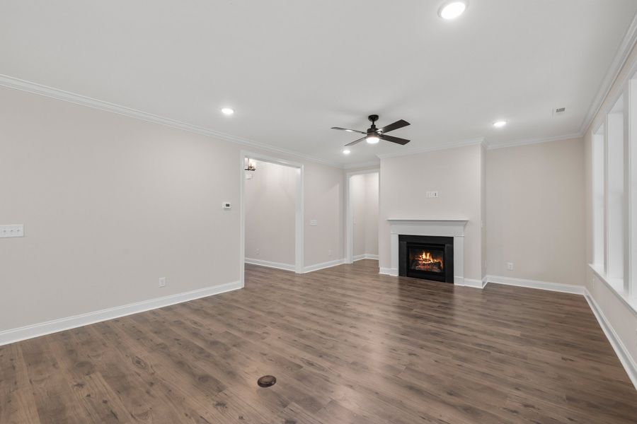 Representative unfurnished interior of a home built from the The Chandler by RobuckHomes in Baylee Ridge, Selma (Image 188).