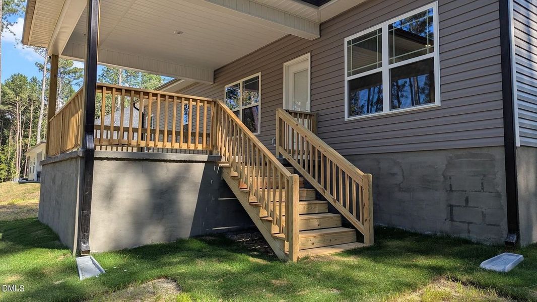 Exterior details and patio area of a home in Harvest Creek, Nashville (Image 2).