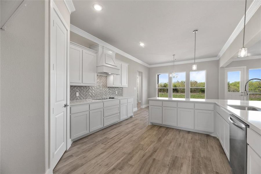 Furnished interior view inside a new home in Crystal Springs Estates, Alvarado (Image 13).