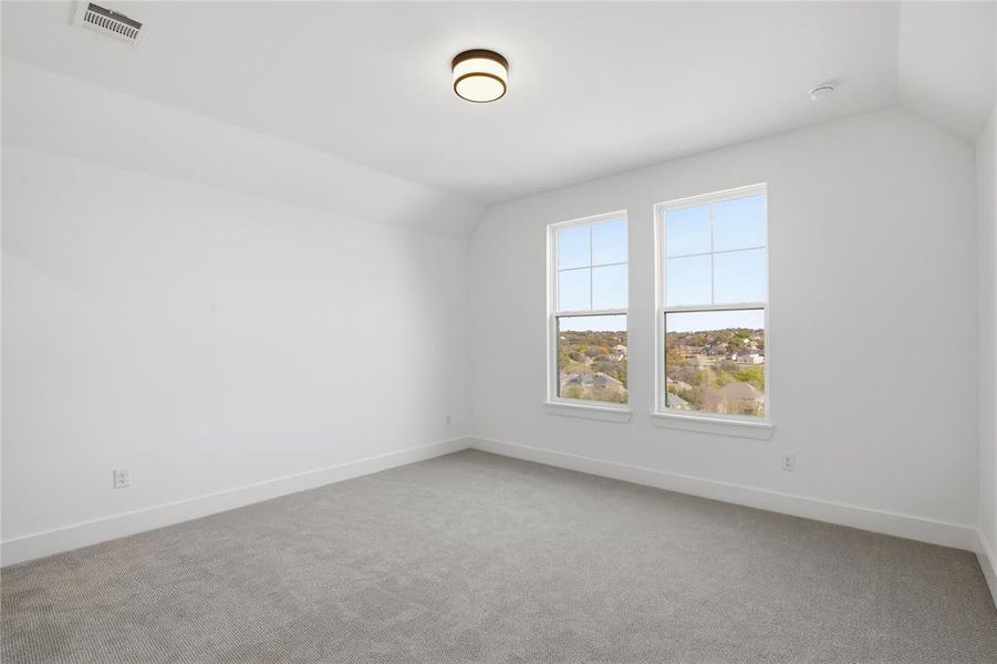 Spacious, unfurnished interior of a new home in Talon Hills, Fort Worth (Image 23). Spacious, unfurnished interior of a new home in Talon Hills, Fort Worth (Image 23).