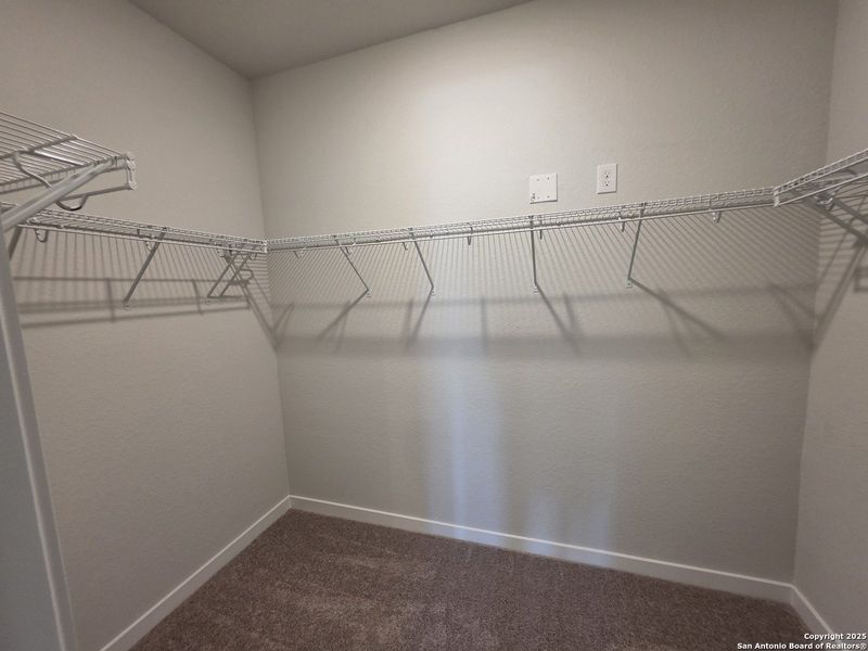 Spacious, unfurnished interior of a new home in The Summit at Saddlebrook Ranch 55's, Schertz (Image 14).