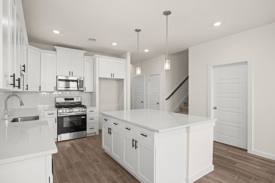 Furnished interior view inside a new home in Creekhaven, Rosharon (Image 7).
