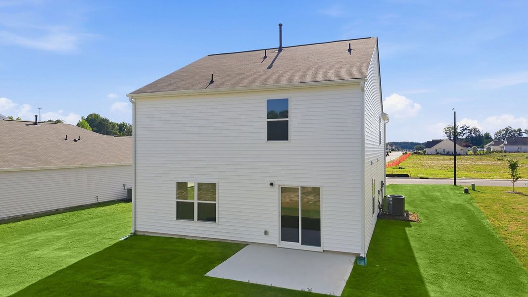Exterior details and patio area of a home in Hunter Hill, Rocky Mount (Image 17).
