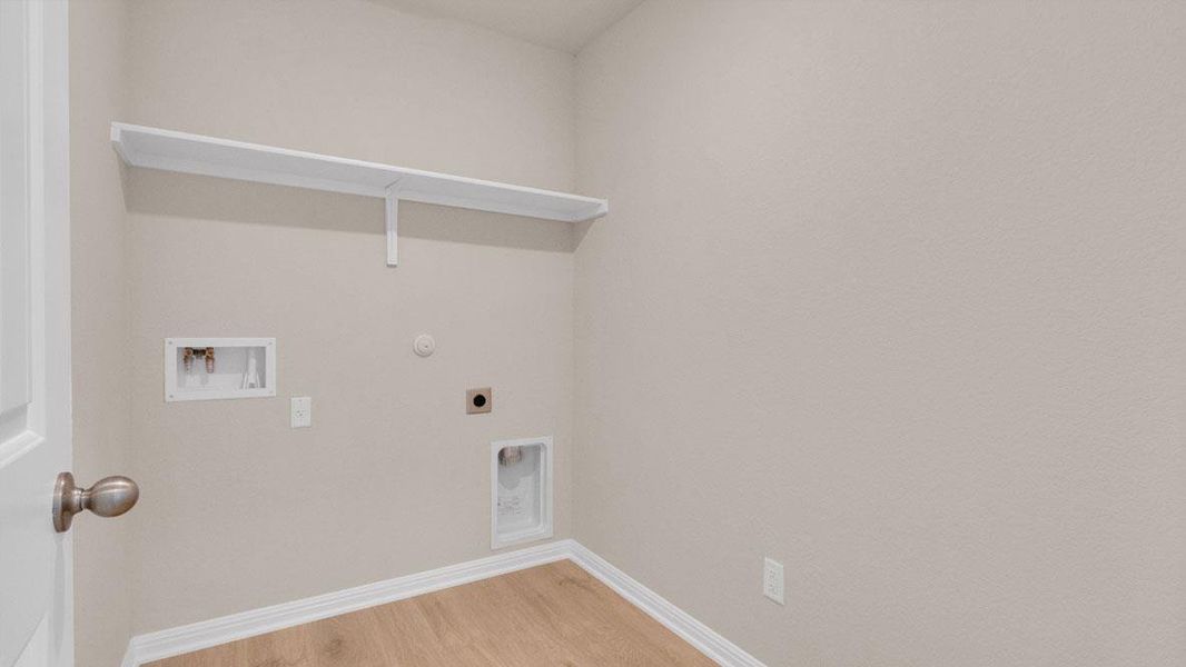 Spacious, unfurnished interior of a new home in Thunder Rock, Marble Falls (Image 15). Spacious, unfurnished interior of a new home in Thunder Rock, Marble Falls (Image 15).