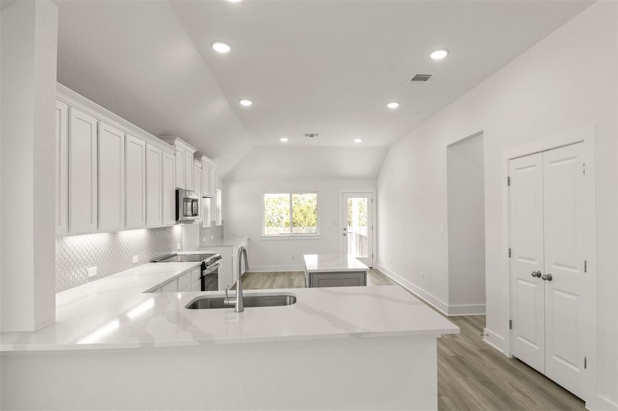 Furnished interior view inside a new home in Grande Estates, Bertram (Image 7).