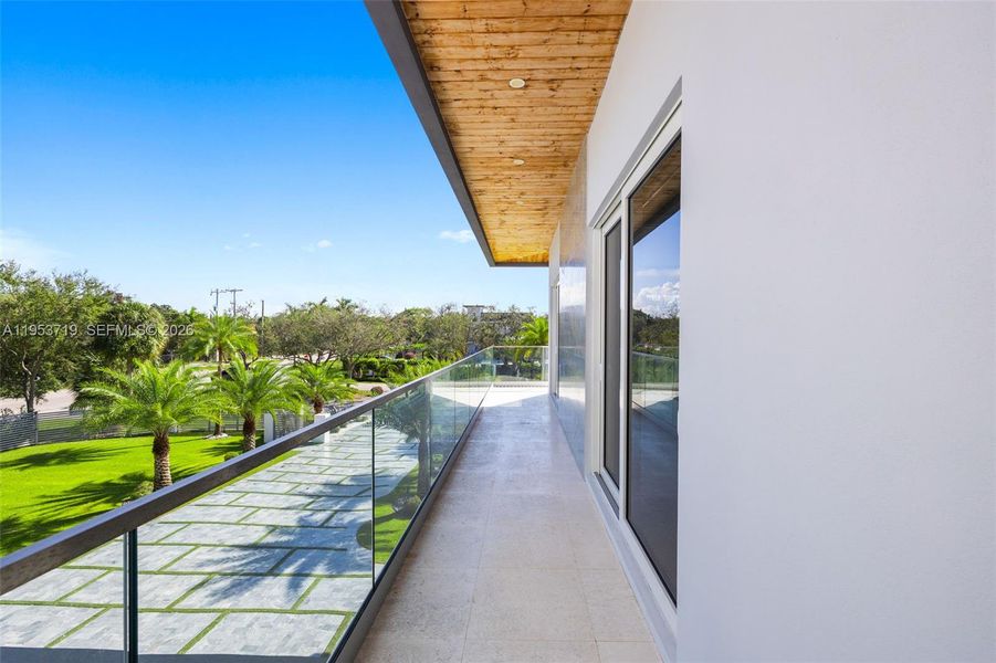 Exterior details and patio area of a home in , Palmetto Bay (Image 29).