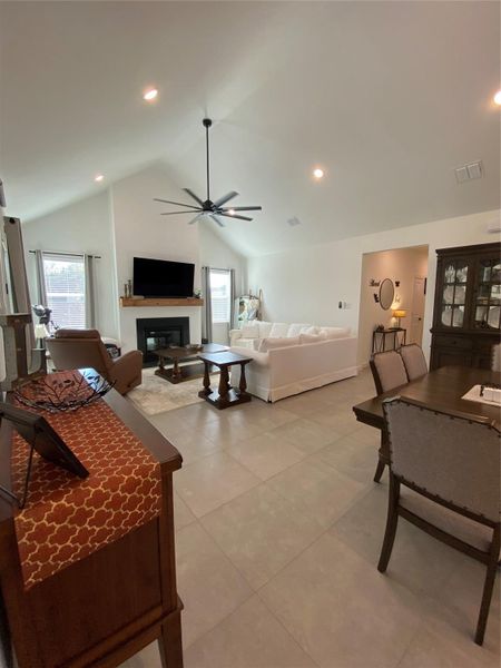 Furnished interior view inside a new home in Centennial Oaks, Santa Fe (Image 16).