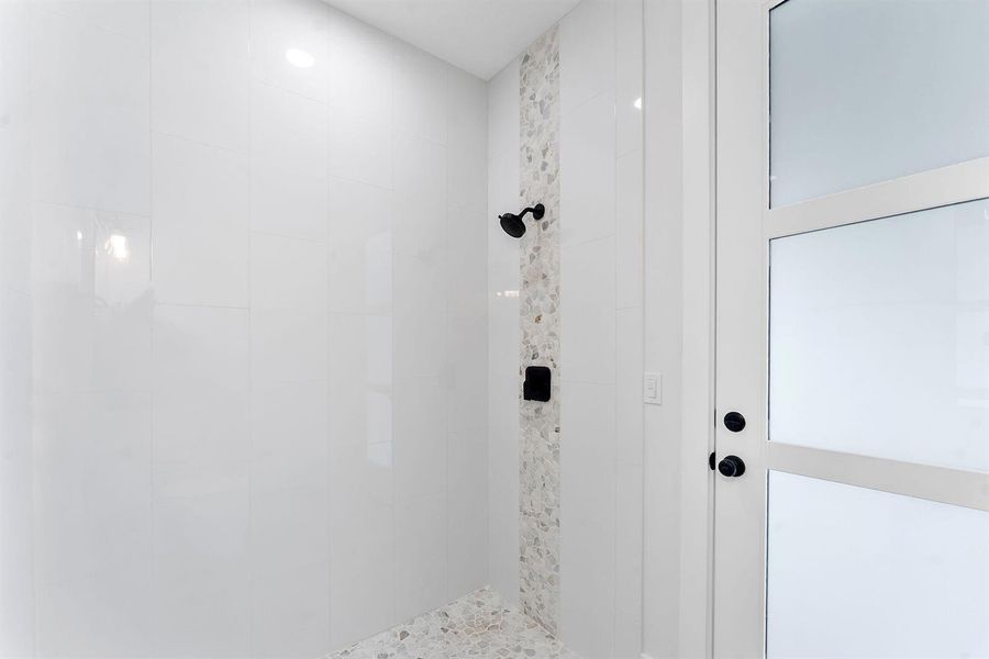 49-web-or-mls-DSC07275 49-web-or-mls-DSC07275