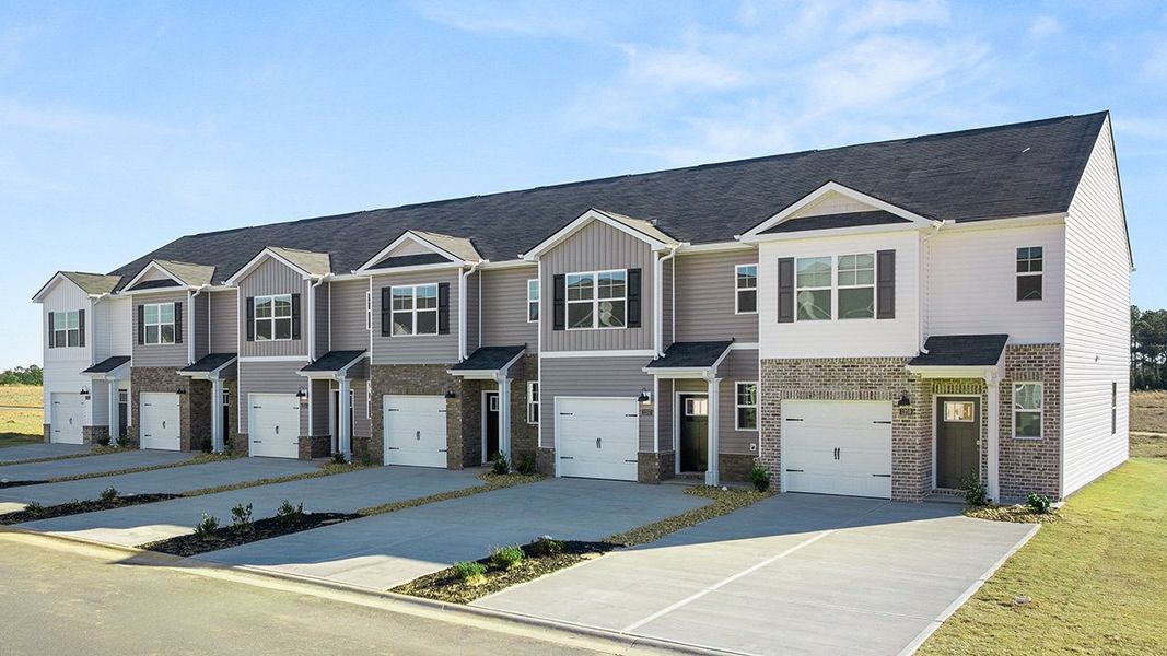 Front exterior of a new home in Weatherstone, Grovetown, GA, highlighting curb appeal (Image 20). Front exterior of a new home in Weatherstone, Grovetown, GA, highlighting curb appeal (Image 20).