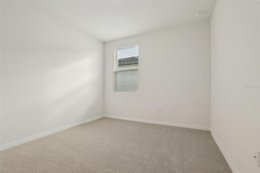 Spacious, unfurnished interior of a new home in Wynnstone - Signature Series, Davenport (Image 11).