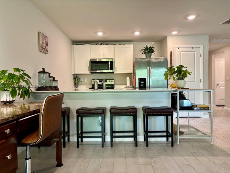 Furnished interior view inside a new home in , Labelle (Image 12).