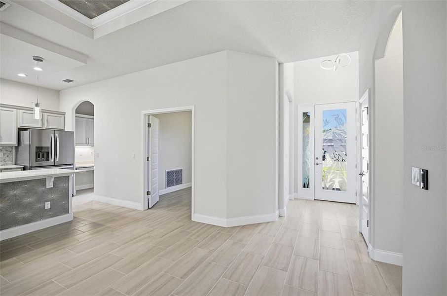 Spacious, unfurnished interior of a new home in , Palm Coast (Image 45).