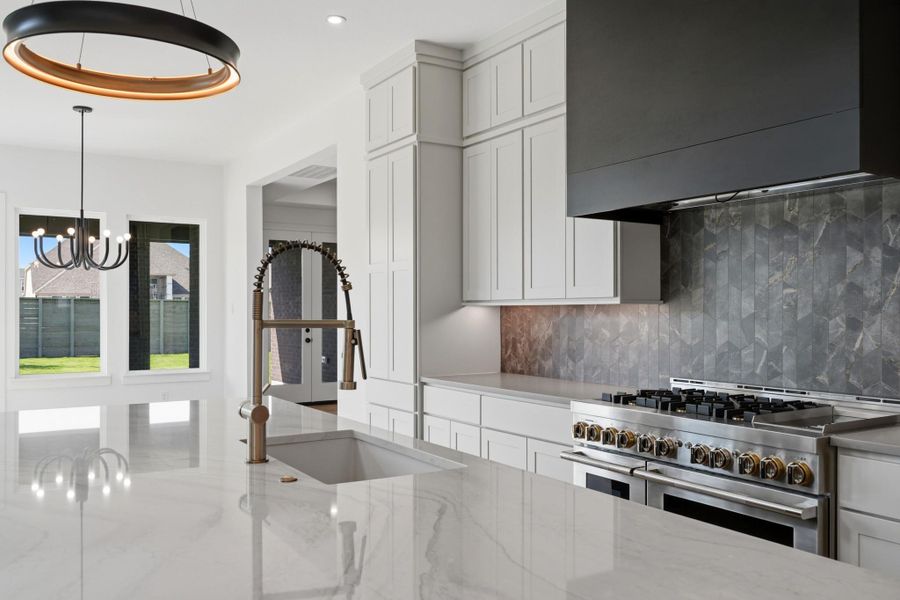 Furnished interior view inside a new home in Legacy, League City (Image 17).