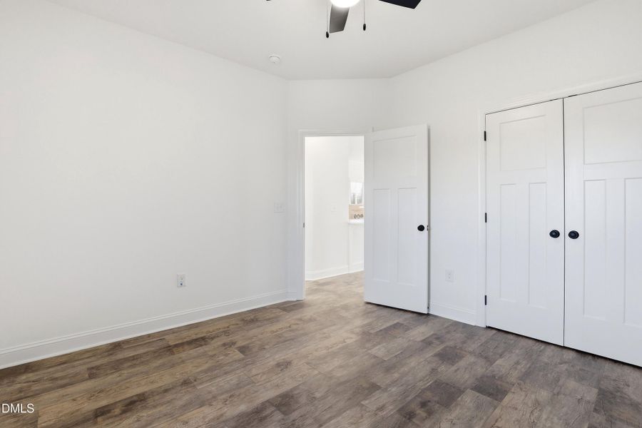 16-109 Mary Hopes Pl-16