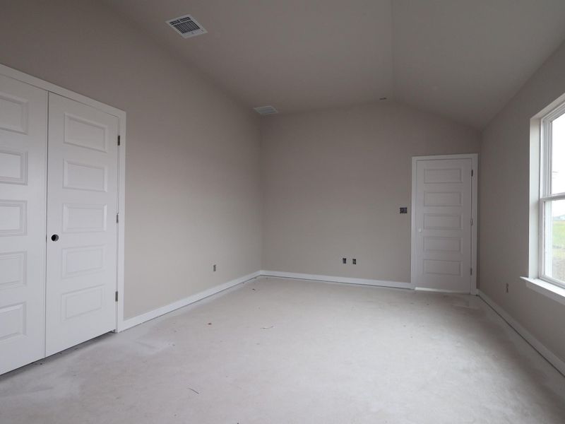 Image 13 of a home in Willow Springs.
