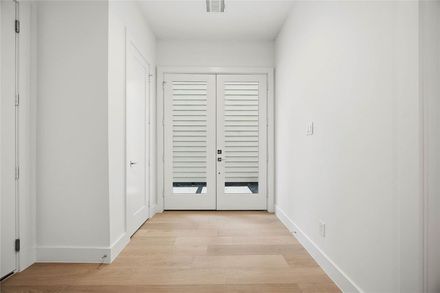 Spacious, unfurnished interior of a new home in , Houston (Image 24). Spacious, unfurnished interior of a new home in , Houston (Image 24).