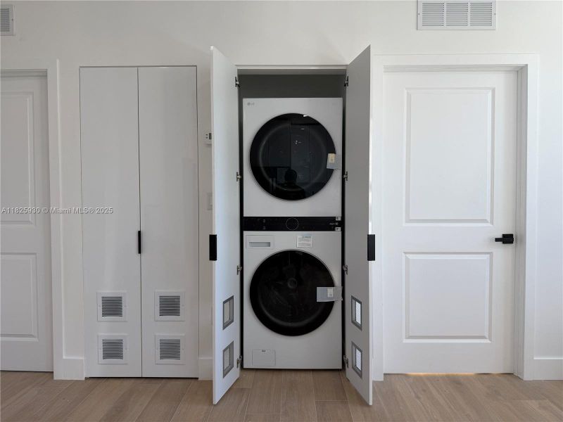 Close-up of interior finishes inside a home in , Miami (Image 24). Close-up of interior finishes inside a home in , Miami (Image 24).