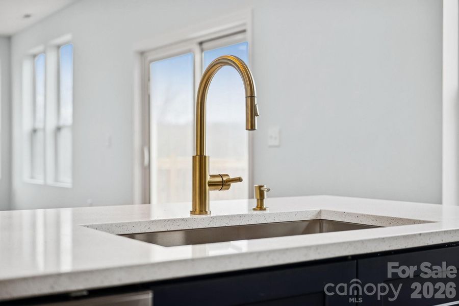 beautiful kitchen finishes not seen in many of today's new builds