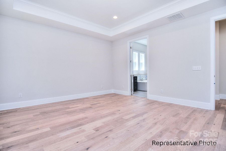 Spacious, unfurnished interior of a new home in Edmunds Farm, Clover (Image 26).