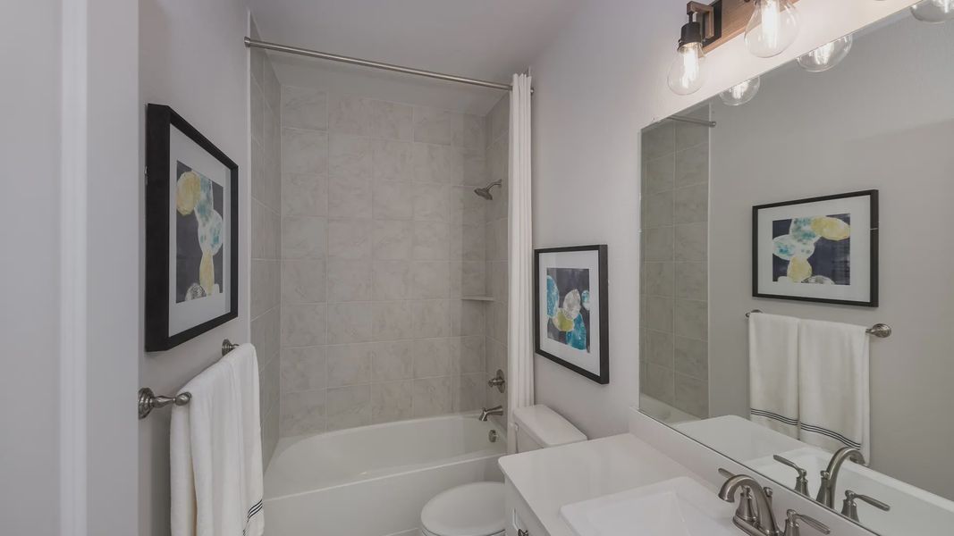 Furnished interior view inside a new home in Las Lomas, Forney (Image 5).