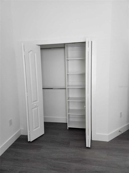 Spacious, unfurnished interior of a new home in , Spring Hill (Image 23).