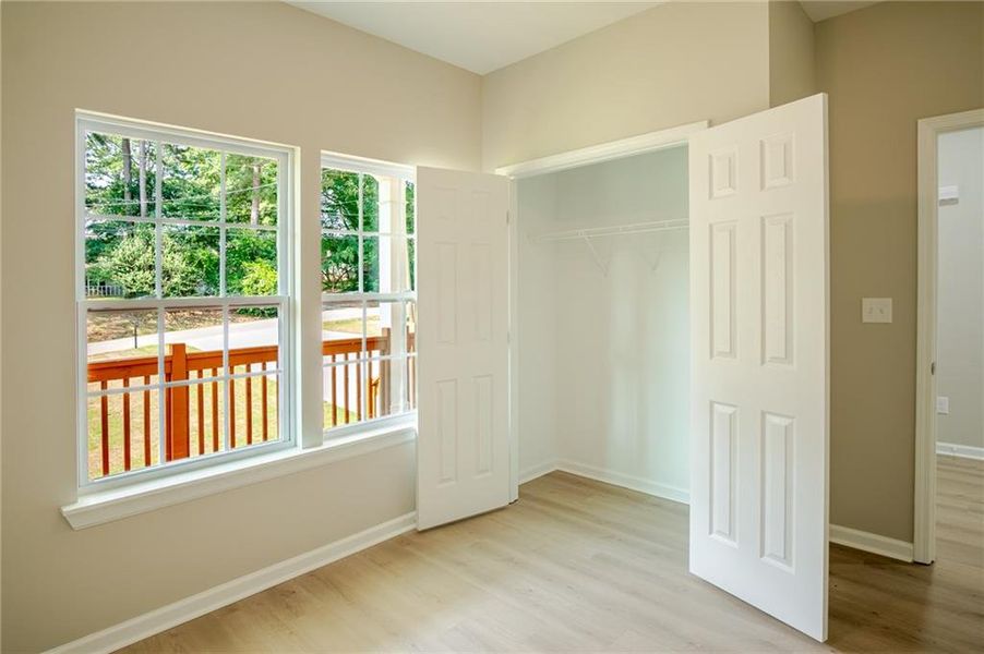Spacious, unfurnished interior of a new home in , Stockbridge (Image 19).