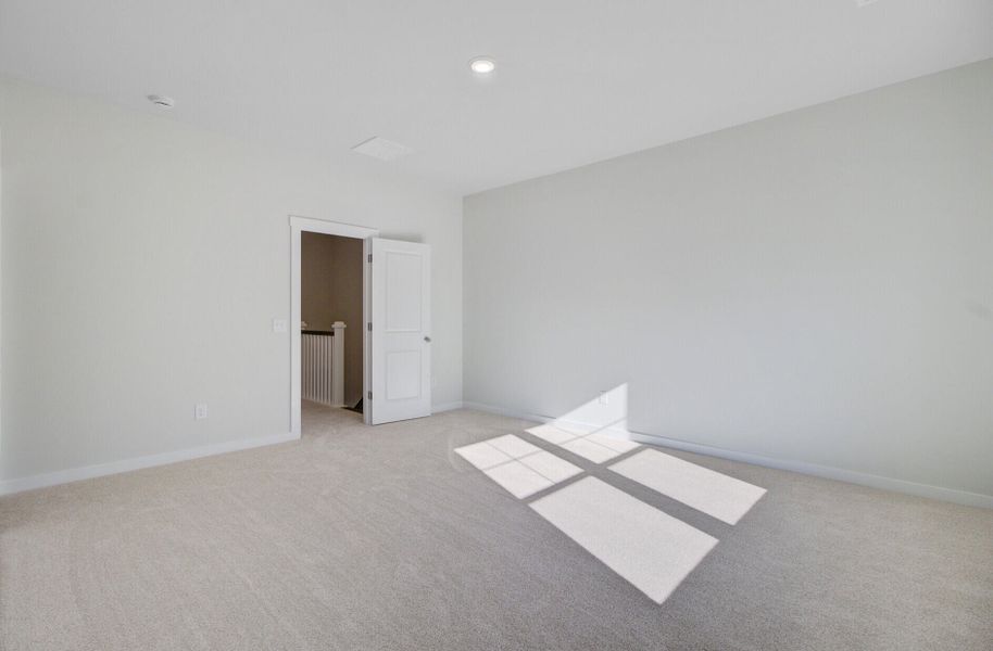 Spacious, unfurnished interior of a new home in , Johns Island (Image 30).