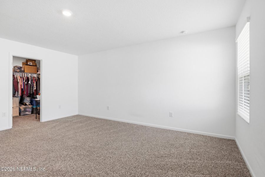 Spacious, unfurnished interior of a new home in , St. Augustine (Image 28).