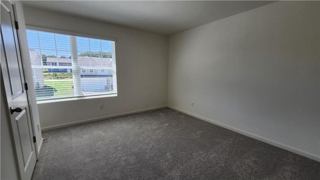 Spacious, unfurnished interior of a new home in Casteel, Bethlehem (Image 10).