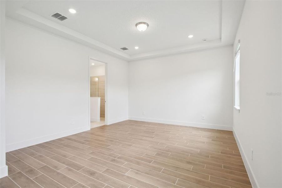 Spacious, unfurnished interior of a new home in Ridgehaven - Reserve Series, Ormond Beach (Image 33).