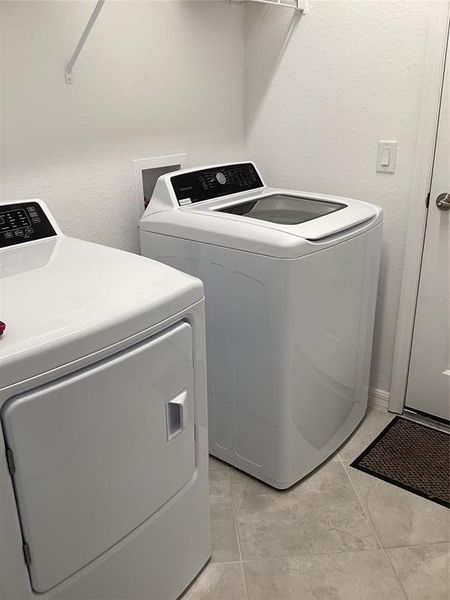 Close-up of interior finishes inside a home in , Port Charlotte (Image 10).