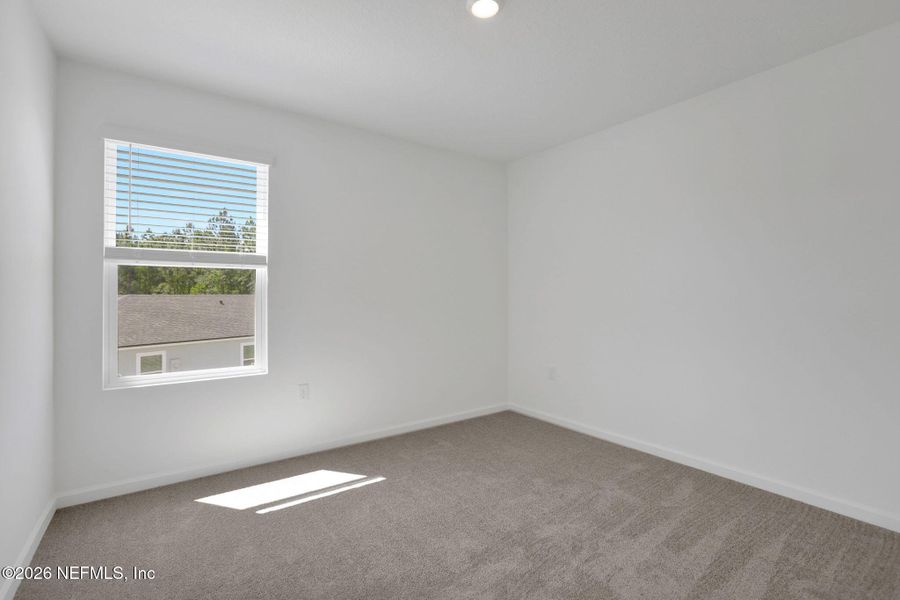 Spacious, unfurnished interior of a new home in Amberly, Green Cove Springs (Image 38).