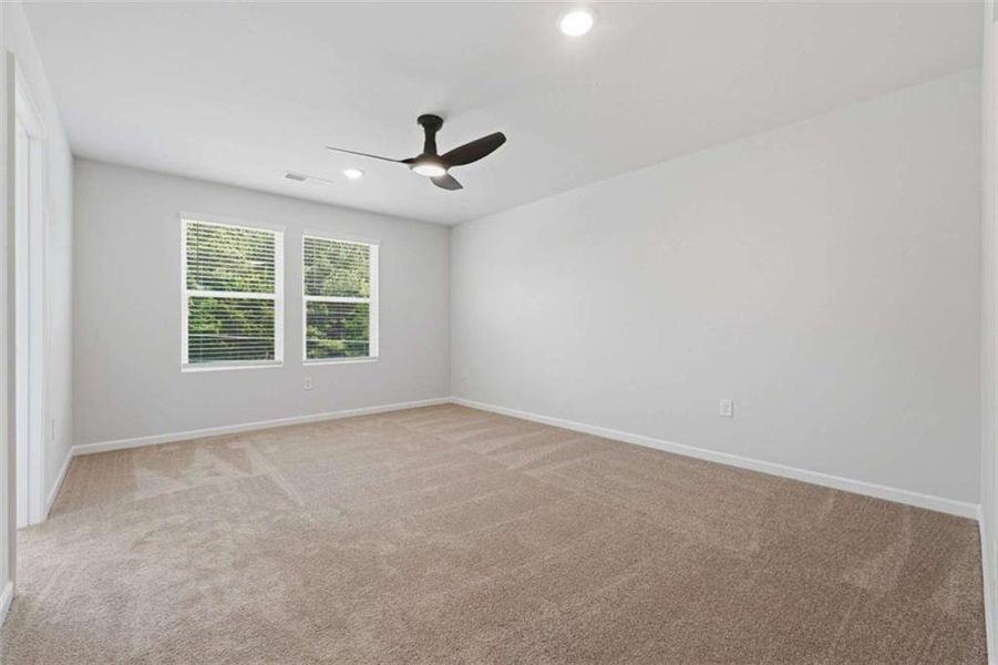 Spacious, unfurnished interior of a new home in Parkway James, Snellville (Image 20).