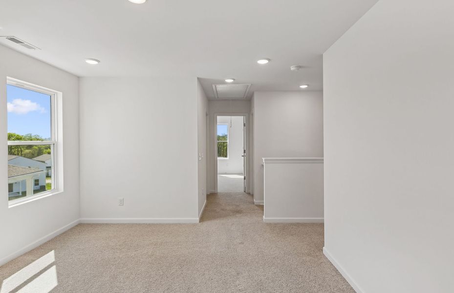 Spacious, unfurnished interior of a new home in Highlands of Carter's Station, Columbia (Image 15). Spacious, unfurnished interior of a new home in Highlands of Carter's Station, Columbia (Image 15).