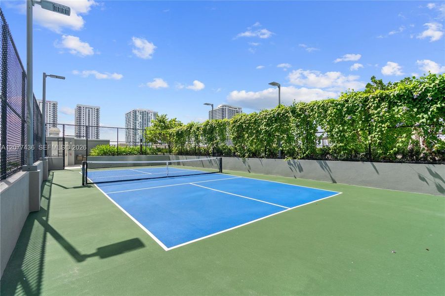 Community amenities in , Miami (Image 20). Community amenities in , Miami (Image 20).