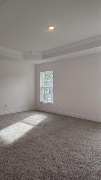 Spacious, unfurnished interior of a new home in Royal Highlands, Brooksville (Image 6).