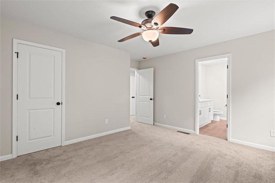 Spacious, unfurnished interior of a new home in , Villa Rica (Image 15).