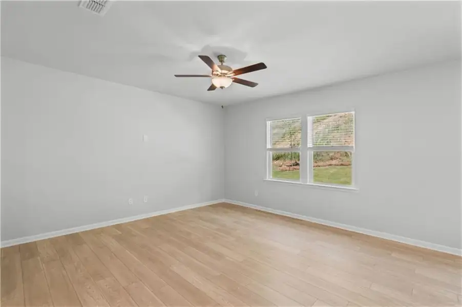 Spacious, unfurnished interior of a new home in Avery Ridge, Gainesville (Image 16).